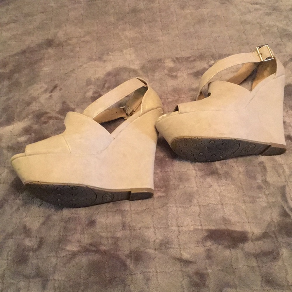 CUTE PLATFORM SANDALS - Picture 4 of 6